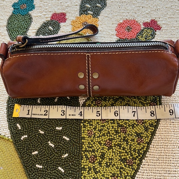 Patricia Nash Leather Roll Case Wristlet/Makeup Roll - Picture 7 of 8